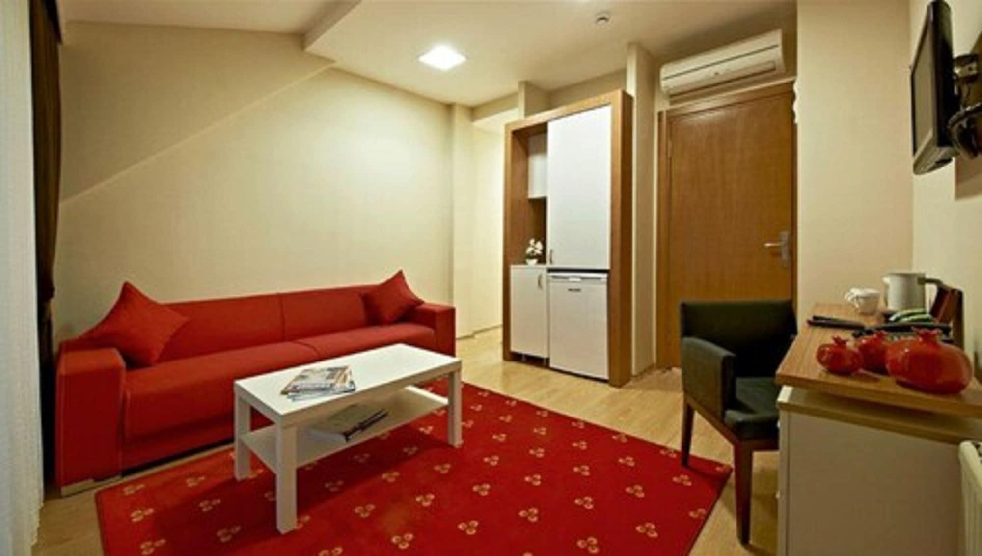 Retropera Hotel Istanbul Exterior photo