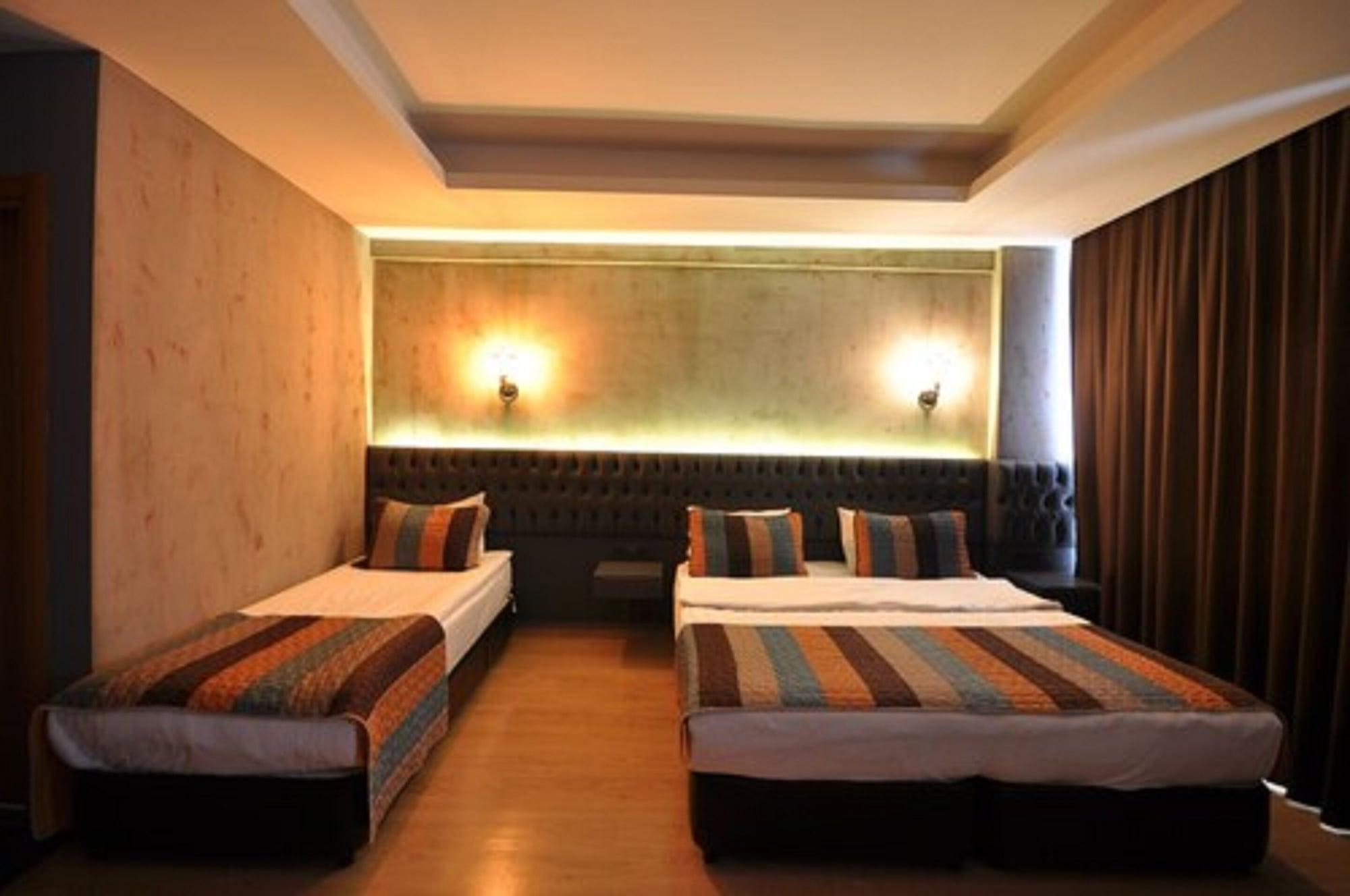 Retropera Hotel Istanbul Exterior photo