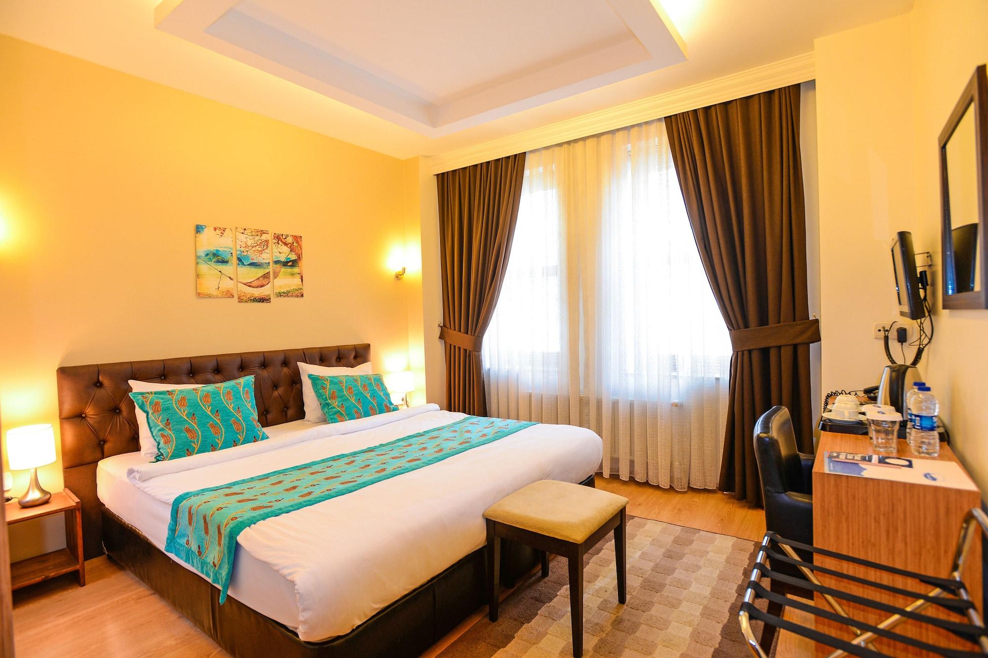 Retropera Hotel Istanbul Exterior photo