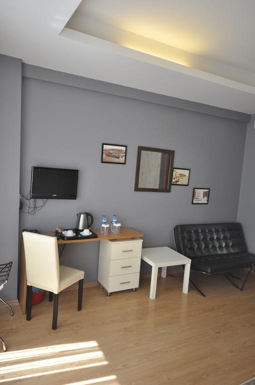 Retropera Hotel Istanbul Exterior photo